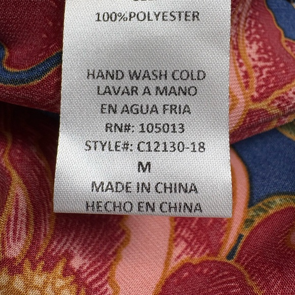 Emily Wonder Floral V-Neck MISSING Left Roll Tab Button SzM - Picture 6 of 12